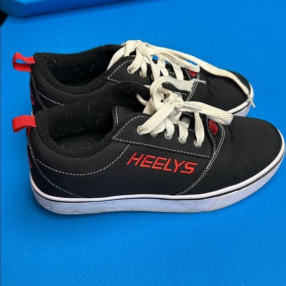 Heelys Black and Red Skate Sneakers - Picture 1 of 4